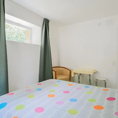 Dom wakacyjny 2 Bedroom Amazing In